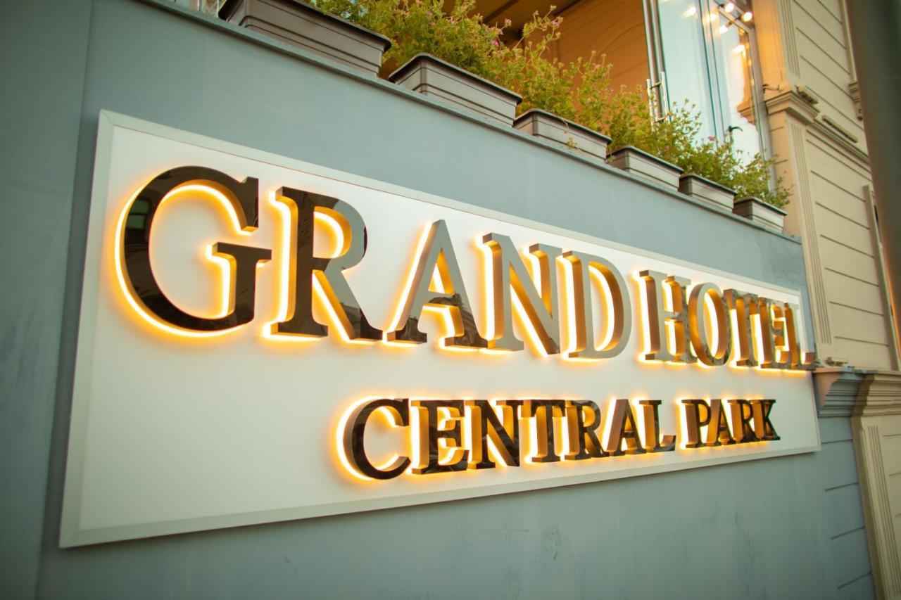 Grand Hotel Baku Central Park Kültér fotó